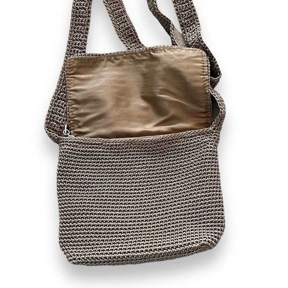 The Sak Mini Crossbody Crochet Purse Flap w/zip closure  Taupe 6.5 x 5.5 x 2 - Picture 2 of 8